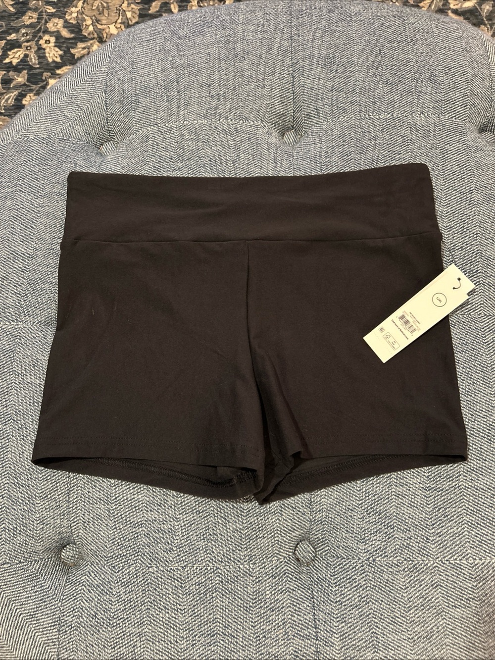 No Boundaries Women's Shorty Shorts, L/XL- Black- NWT